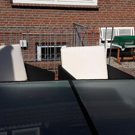 Fuer Vier Personen By Interhome